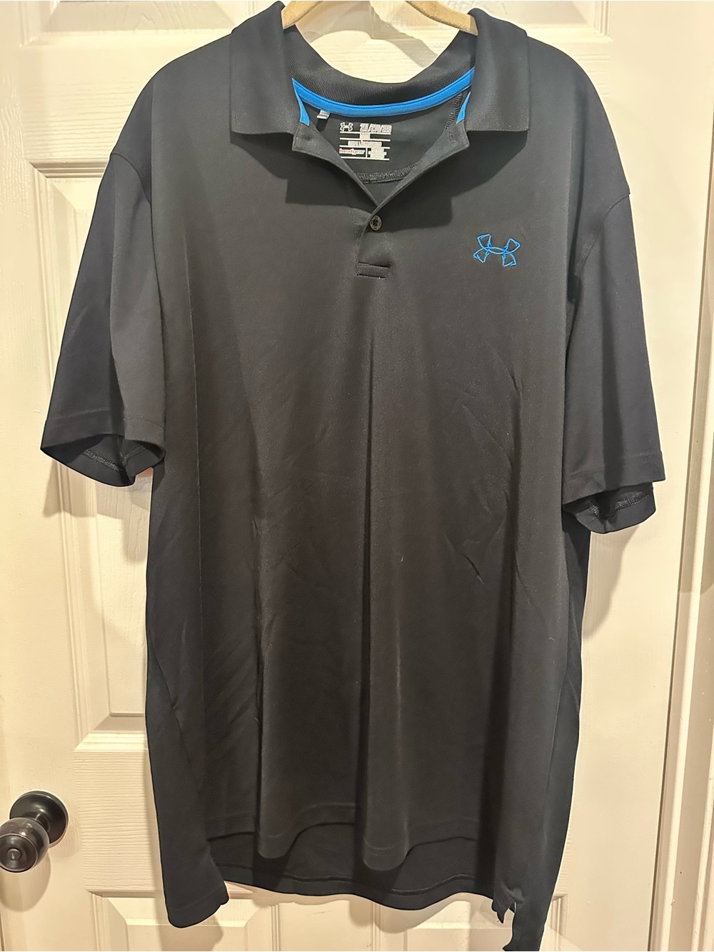 Bundle of 6 Under Armour Men’s Polo Lot - Black, Blue, Maroon, Navy - Picture 4 of 15